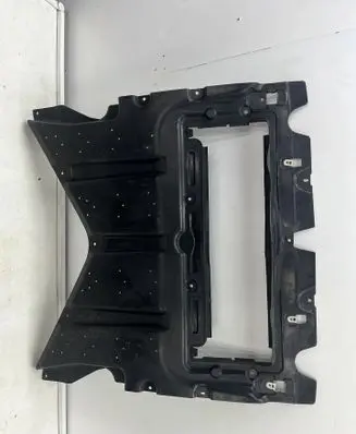 BMW M5 G90 Engine splash shield/under tray 8083763