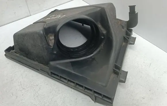 Renault Laguna III Air filter box cover 8200514073A 2204 PPTD40