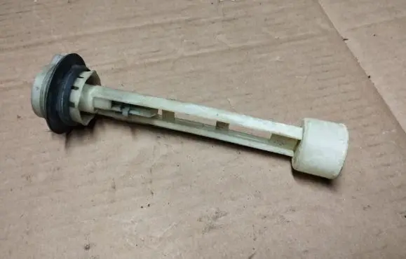 Jeep Cherokee III KJ Windshield washer fluid level sensor 