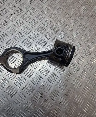 Mercedes-Benz ML W164 Piston with connecting rod 0830923