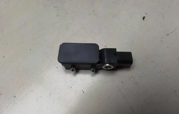 Mazda 6 Airbag deployment crash/impact sensor GJ6A57KC0 23BV0BC55072 020524