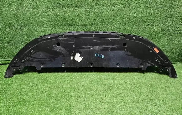 Renault Clio V Front bumper skid plate/under tray 622565797R