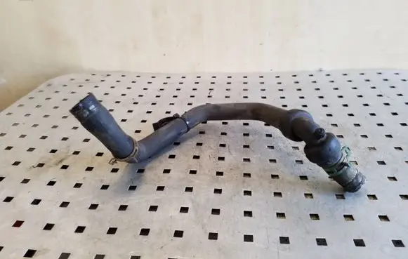 Renault Megane III Engine coolant pipe/hose