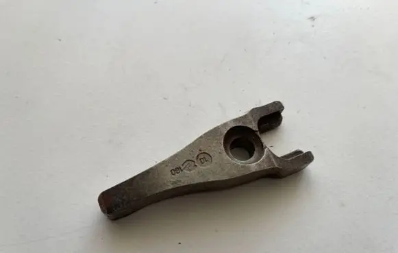Ford Grand C-MAX Fuel Injector clamp holder 