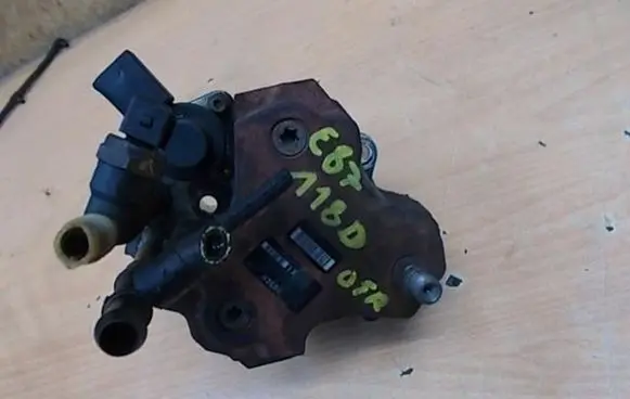 BMW 1 E81 E87 Fuel injection high pressure pump