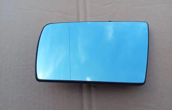 Mercedes-Benz C W202 Wing mirror glass 2028100321