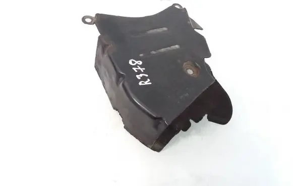Audi A4 S4 B7 8E 8H Timing belt guard (cover) 038109147D