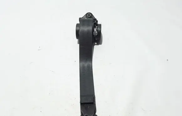 Renault Kangoo II Front seatbelt 8200448760