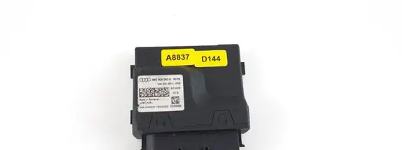 Audi Q7 4M Fuel injection pump control unit/module 4M0906093K