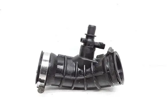 Volvo V70 Intercooler hose/pipe 30636854