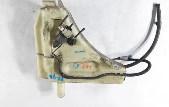 Audi Q7 4L Windshield washer fluid reservoir/tank 4L0955453