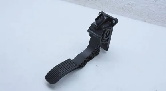 Mercedes-Benz Sprinter W907 W910 Accelerator throttle pedal A9073010200 0280755359 ZGS002Q003