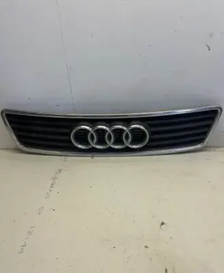 Audi A4 S4 B5 8D Front grill 4B0853651A
