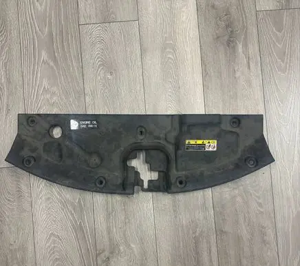 Toyota Sienna XL40 IV Radiator trim 5329508020
