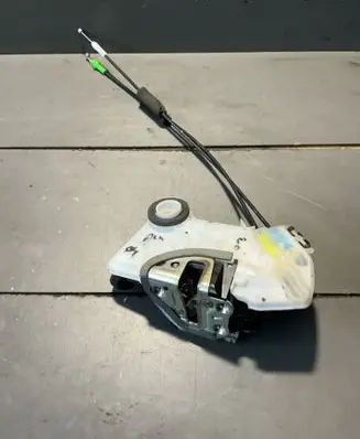 Toyota Aygo AB40 Front door lock