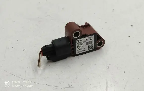 Land Rover Discovery 3 - LR3 Airbag deployment crash/impact sensor YDB500141