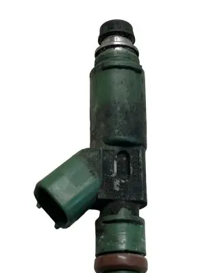 Volvo S70 V70 V70 XC Fuel injector 9470229