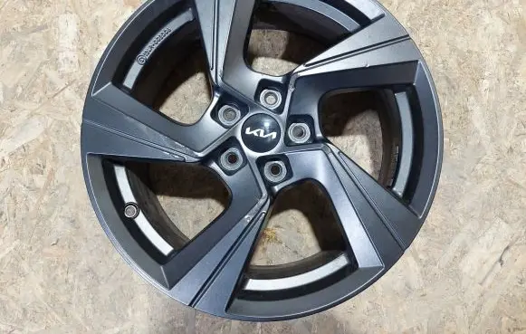 KIA Sportage R18 alloy rim R2400ADE08 27025440
