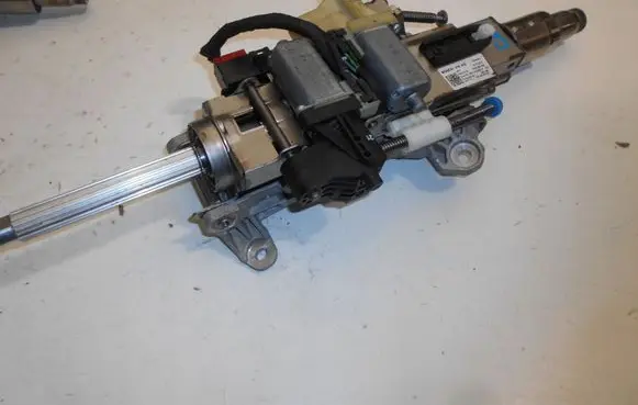 Audi Q7 4M Steering wheel axle 4M1419502N