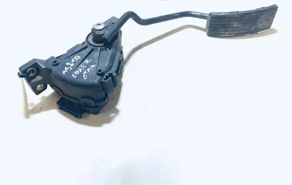 Mitsubishi Space Star Accelerator throttle pedal 30865642 m865642