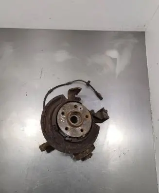 Mercedes-Benz ML W163 Rear wheel hub