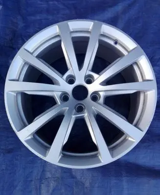 Audi A8 S8 D5 R18 alloy rim 4N0601025A