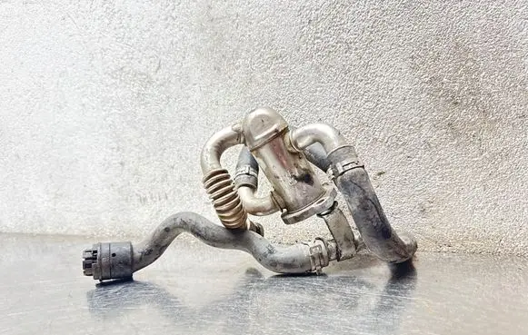 Opel Corsa D EGR valve cooler 55186162 3240107