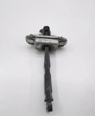 KIA Sorento Rear door check strap stopper