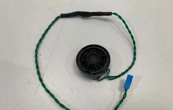 BMW 2 Active Tourer U06 Front door high frequency speaker 9354086