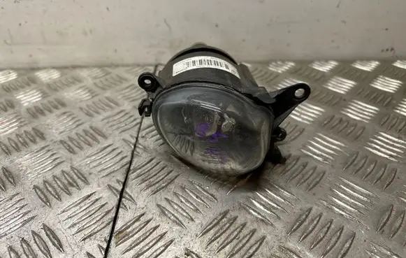 Audi A4 S4 B5 8D Front fog light 89300985 8D0941700B