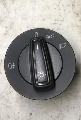 Skoda Fabia Mk3 (NJ) Light switch 5E0941431G