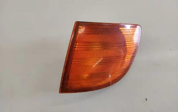 Mercedes-Benz Vito Viano W638 Front indicator light