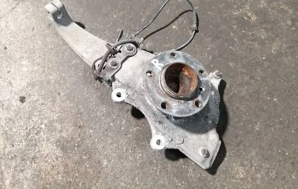 BMW 5 F10 F11 Front wheel hub