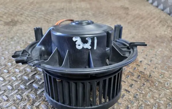 Volkswagen Tiguan Allspace Heater fan/blower 5WA907521 5Q1819021H