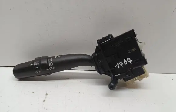 Toyota Avensis T250 Indicator stalk 173650