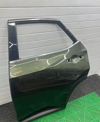 Lexus NX Rear door 