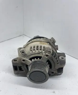 Toyota Avensis T250 Generator/alternator