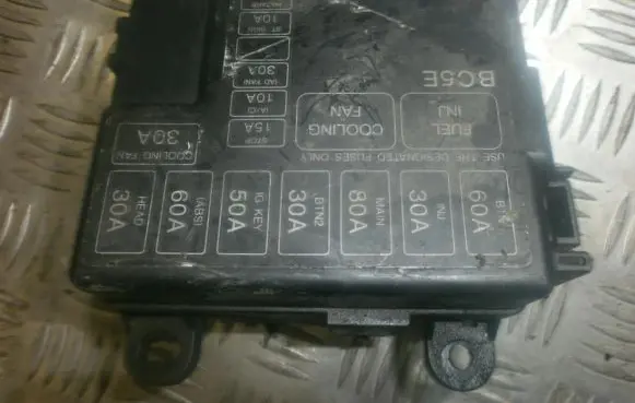 Mazda 323 Fuse box set