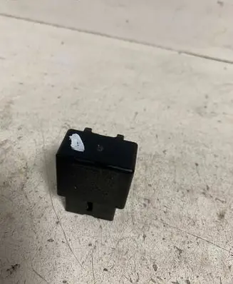 Lexus RX 450H Other relay 895A147010 0618001010