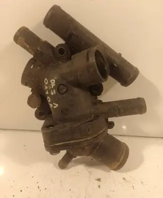 Thermostat/thermostat housing