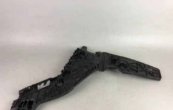 Audi e-tron Rear bumper mounting bracket 4KE807454