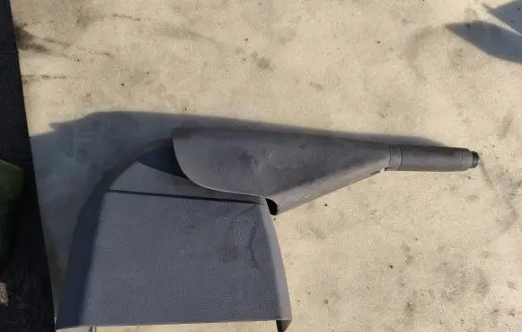 Volkswagen Transporter - Caravelle T5 Hand brake release handle 