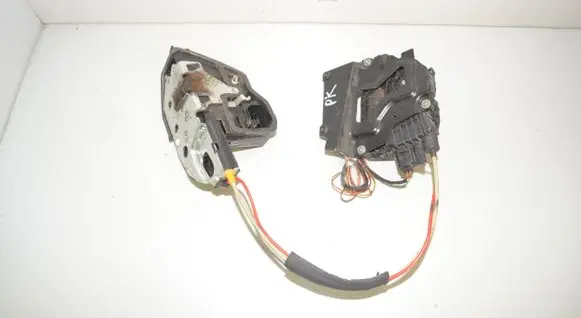 BMW 6 F06 Gran coupe Front door lock 7276319 551217276319 51215A36E47