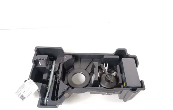 Peugeot 2008 II Tool set 9818867680