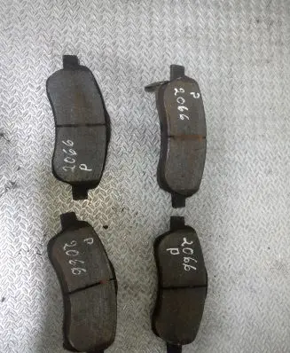 Toyota Corolla Verso AR10 Brake pads (front) 