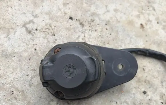 BMW 5 E60 E61 Tow bar electric socket 8384239