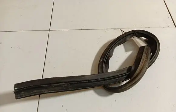 Renault Scenic III - Grand scenic III Engine compartment rubber 
