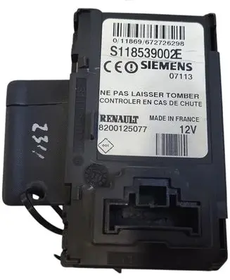 Renault Scenic II - Grand scenic II Ignition key card reader 8200125077 S118539002E