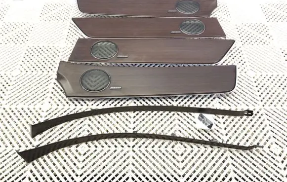 Jaguar XJ X351 Dashboard trim AW93045N60