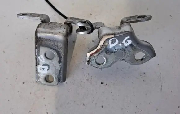 Lexus RX III Rear door hinge set A046694